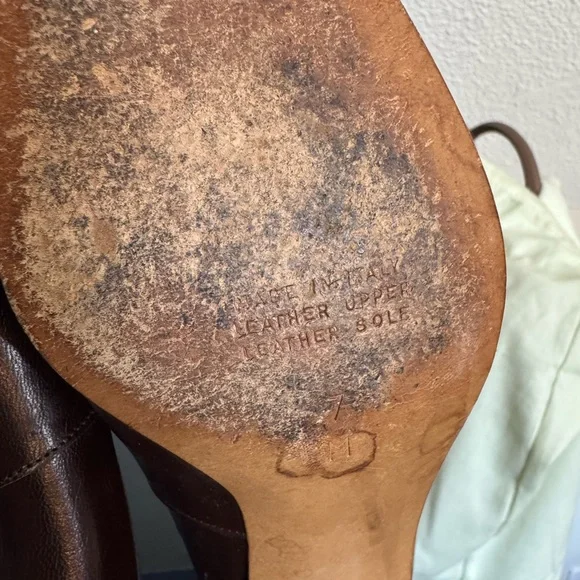 Elegant Brown Ferragamo heeled flats - Picture 3 of 3